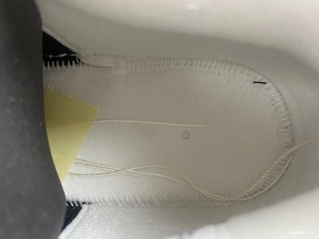 Retro Jordan AQ9129-001 Frozen Moments 4   0807